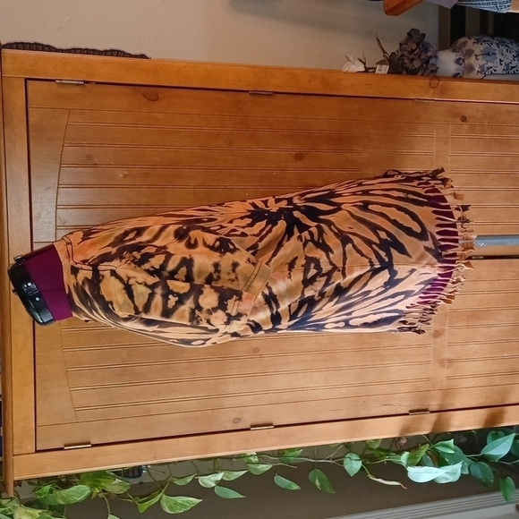 CANVAS TIE DYE DISTRESSED TEE - Picture 4 of 7